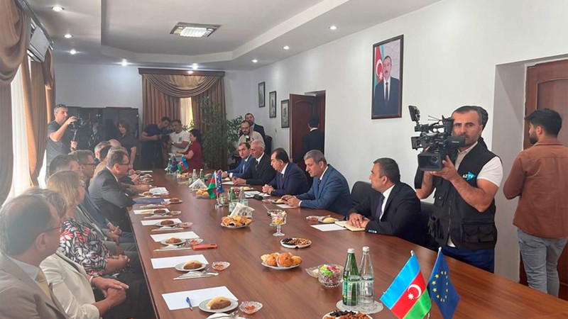 Taleh Qaraşov Avropa İttifaqı ölkələrinin səfirlərini qəbul edib