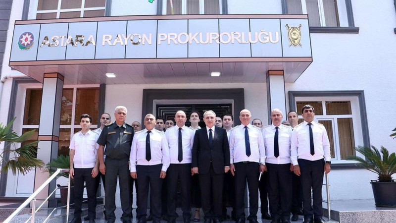 Baş prokuror Kamran Əliyev Astarada vətəndaşları qəbul edib