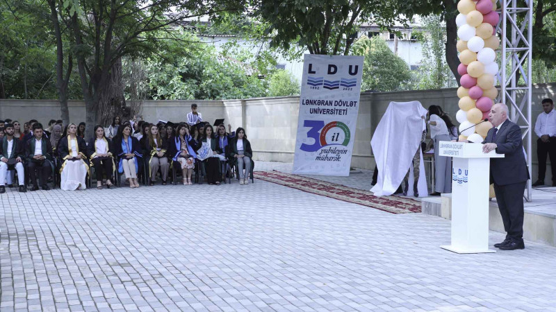 LDU-da təntənəli “Məzun günü” keçirilib