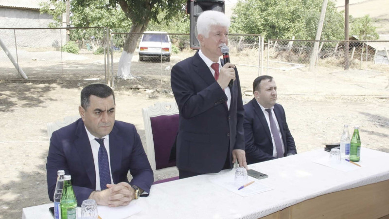 Rafiq Cəlilov Albalan kənd sakinləri ilə görüşüb