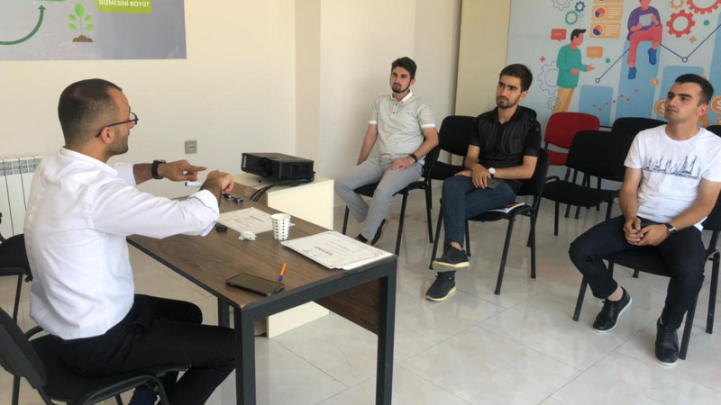 Lənkəran KOBİM pulsuz təlim keçirib