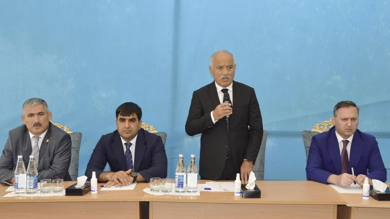 Araz Əhmədov Təklə ərazisinin sakinləri ilə görüşüb