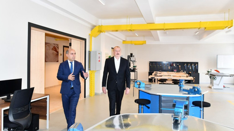 İlham Əliyev Cəlilabad Dövlət Peşə Təhsil Mərkəzinin açılışında iştirak edib