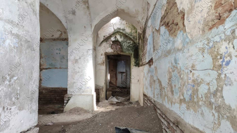 Təxminən iki əsrlik tarixə malik Hacı Mirağa hamamı