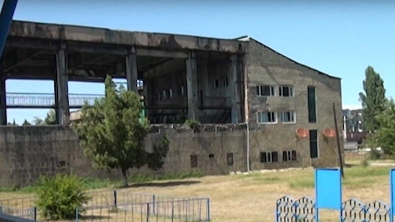 Lənkəranın ən böyük idman məktəbi yararsız vəziyyətdədir