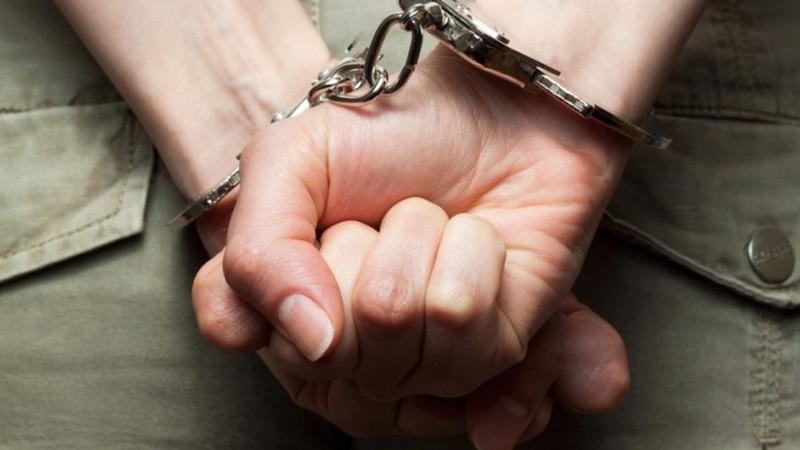 Astarada qadın atasını qəsdən öldürməkdə şübhəli bilinərək tutulub