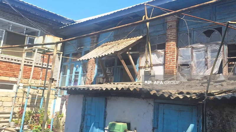 Lənkəranda 26 ailənin yaşadığı bina qəzalı vəziyyətdədir