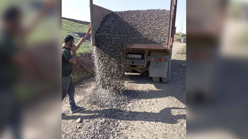 Cəlilabadda kənddaxili yollar təmir olunur