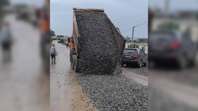 Cəlilabad rayonunun kənddaxili yolları təmir olunur
