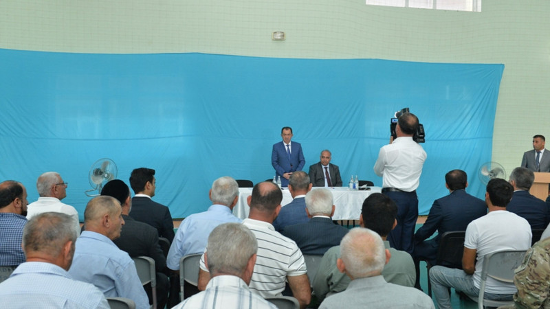 Taleh Qaraşov Osakücə kənd sakinləri ilə görüşüb