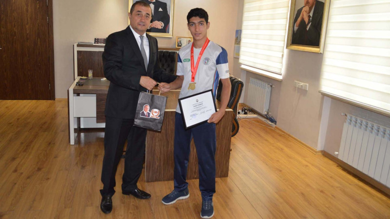 Qəzənfər Ağayev Dünya çempionunu qəbul edib