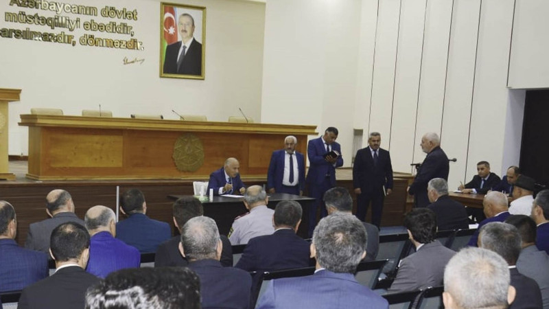 Araz Əhmədov növbəti vətəndaş qəbulunu keçirib