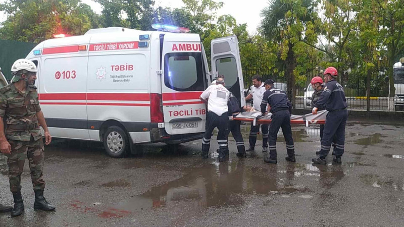 FHN “Nəqliyyat qəzaları zamanı xilasetmə əməliyyatları” mövzusunda təlim keçirib