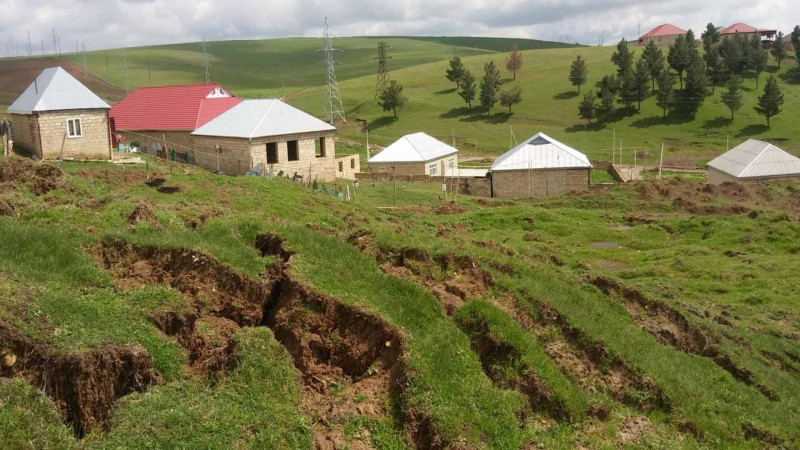 Torpaq sürüşməsi ilə bağlı Astara İcra Hakimiyyətindən açıqlama
