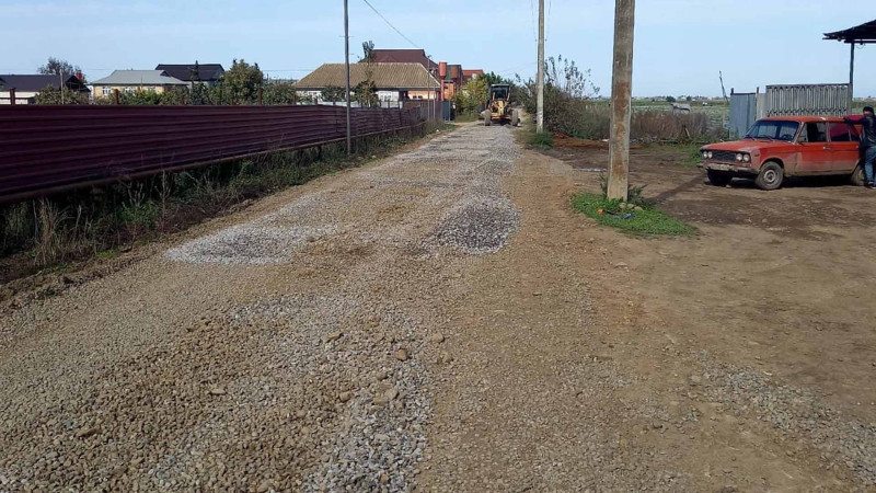 Göytəpə şəhərində yollar təmir olunur