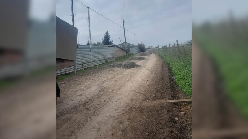 Cəlilbad rayonunun Fərzili kəndinin yolları təmir olunur