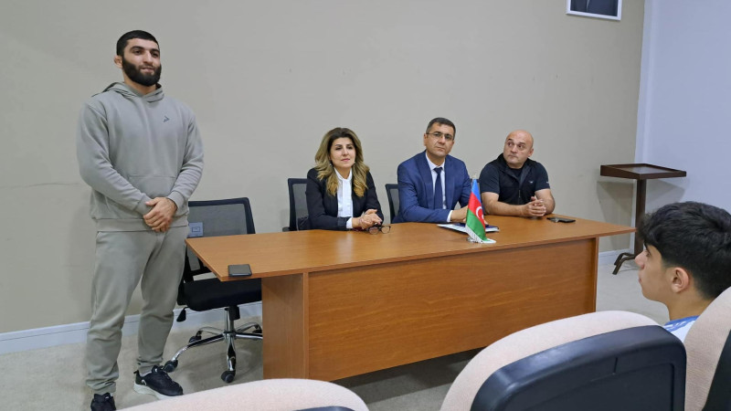Lənkəranlı cüdoçu Amin Qasımov gənc idmançılarla görüşüb