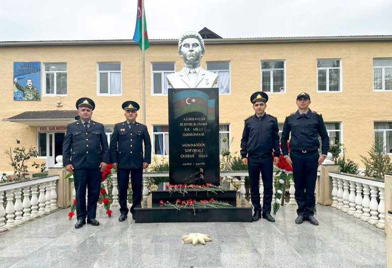Polis əməkdaşları Milli Qəhrəman Səfəralı Məmmədovun xatirəsini yad ediblər