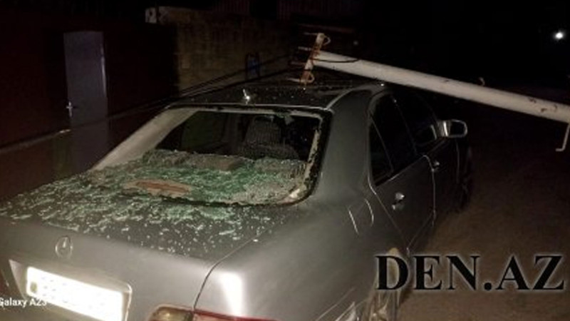 Masallıda internet dirəyi avtomobili zədələyib