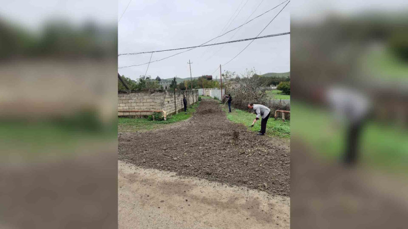 Cəlilabad rayonunun Seyidbazar kəndində yollar təmir olunub