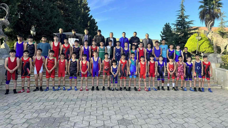 Cəlilabadda güləş üzrə ustad dərsi keçirilib