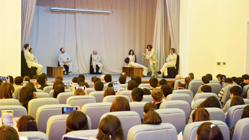“Yuğ” teatrının kollektivi Masallıya qastrol səfəri edib