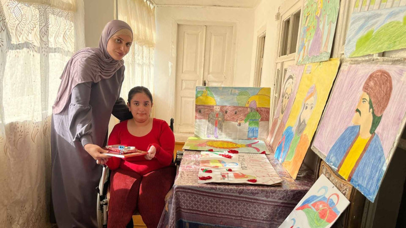 Astarada sağlamlıq imkanları məhdud rəssama baş çəkilib