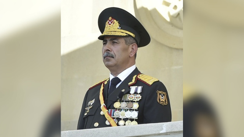 Müdafiə naziri Zakir Həsənov “Qarabağ” ordeni ilə təltif edilib