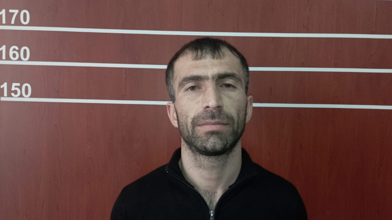 Əcnəbi vətəndaşa narkokuryerlik edən Lənkəran sakini saxlanılıb