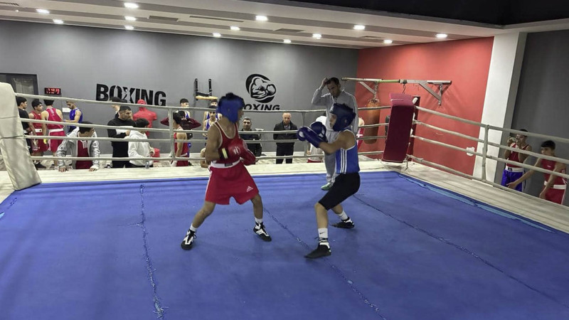Lənkəranda boks idman növü üzrə yarışma keçirilib