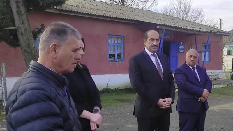 İqbal Əmənullayev partiya fəalları ilə görüşüb