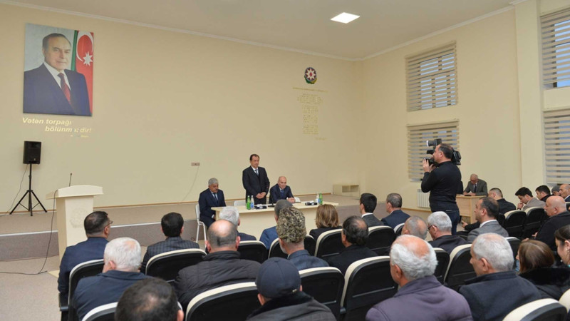 Lənkəranda Taleh Qaraşovun sakinlərlə görüşü keçirilib