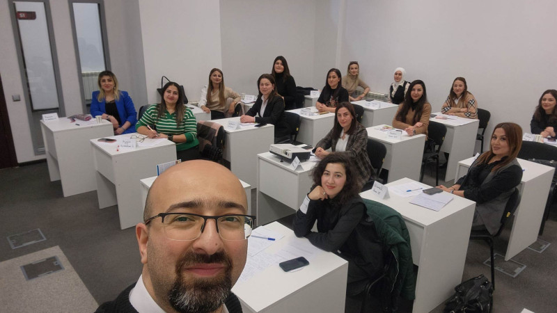 Lənkəran müəllimləri üçün Öz layihəni özün yaz adlı master-klas keçirilib
