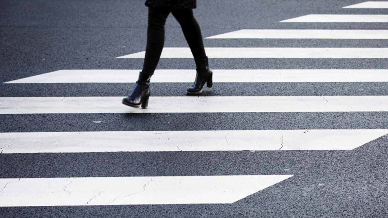 Lənkəranda qəza: piyada ağır xəsarət alıb