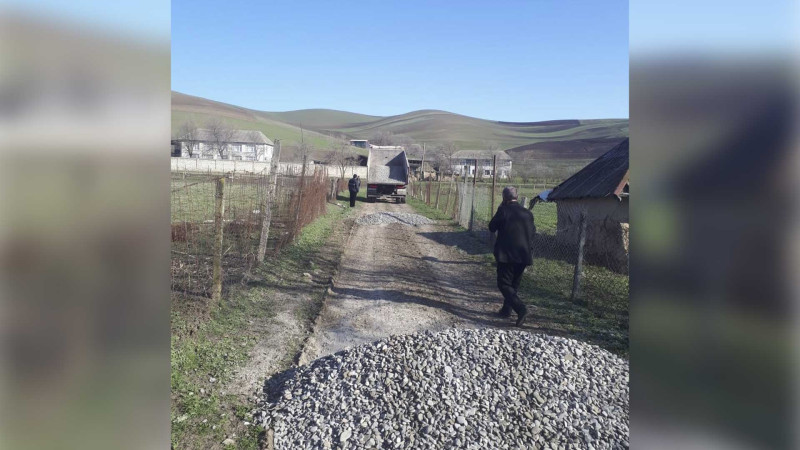 Cəlilabadın Çəmənli kəndinin yolları təmir olunub