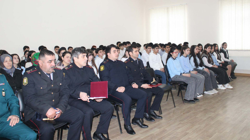 Lənkəranda “Narkomaniya və erkən nikahlara yox deyək!” adlı görüş keçirilib