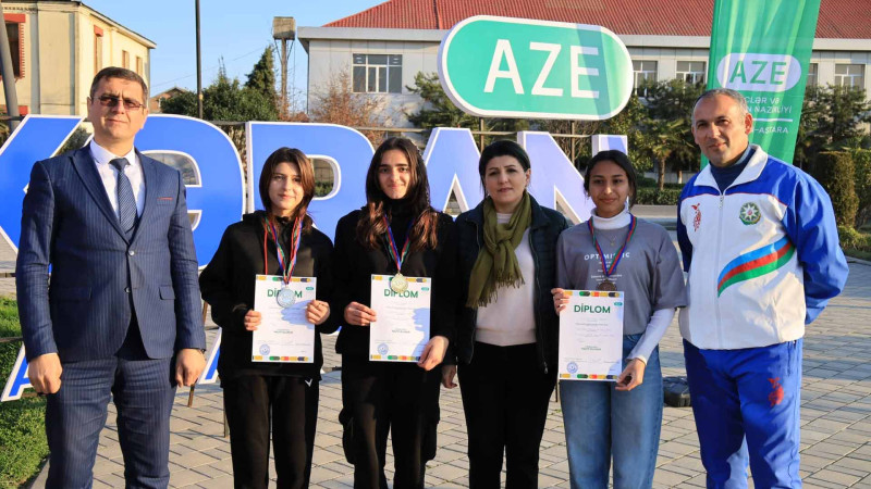 Lənkəranda stolüstü tennis yarışı baş tutub