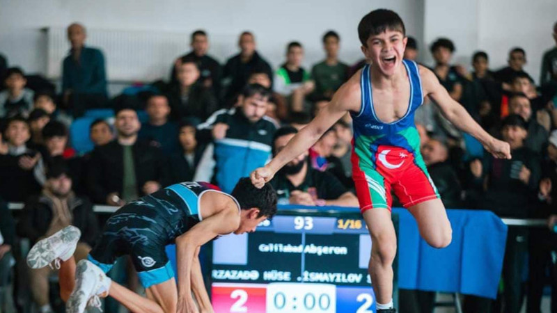 Sərbəst güləş üzrə U-15 Azərbaycan çempionatının növbəti mükafatçıları