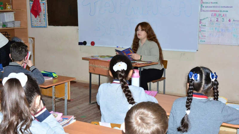 Astarada məktəblilər üçün Tapmaca saatı keçirilib