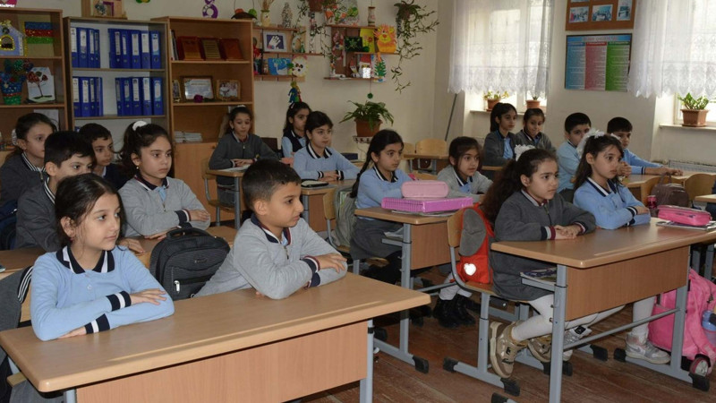 Astarada məktəblilər üçün Nağıl saatı təşkil olunub