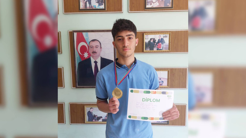 Lənkərandan olan məktəbli kikboksinq üzrə açıq birincilikdə 1-ci yeri tutub