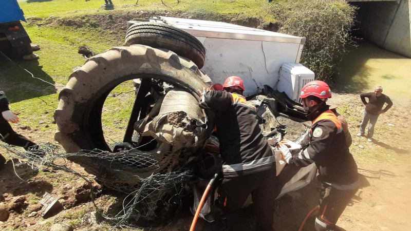 Lənkəranda baş vermiş qəzada sıxılmış vəziyyətdə qalan şəxs xilas olunub