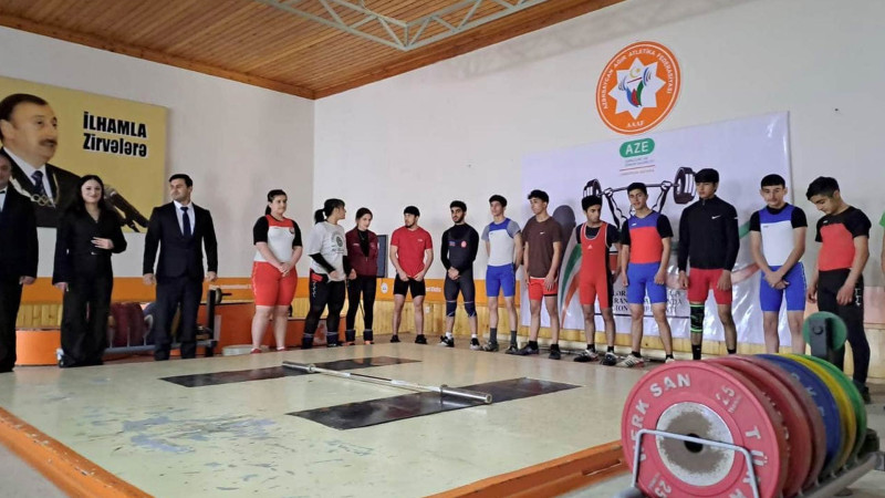Lənkəranda ağırlıqqaldırma üzrə Lənkəran–Astara region çempionatı keçirilib