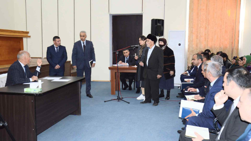 Araz Əhmədov vətəndaşların növbəti qəbulunu keçirib