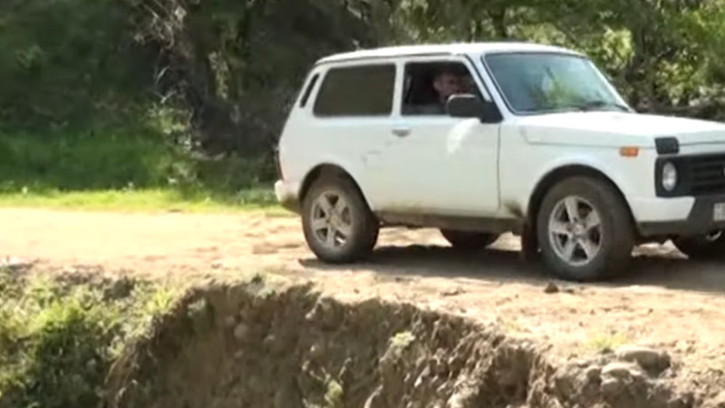 Lənkəran rayonunun dağlıq kəndlərini birləşdirən yolun təmirə ehtiyacı var