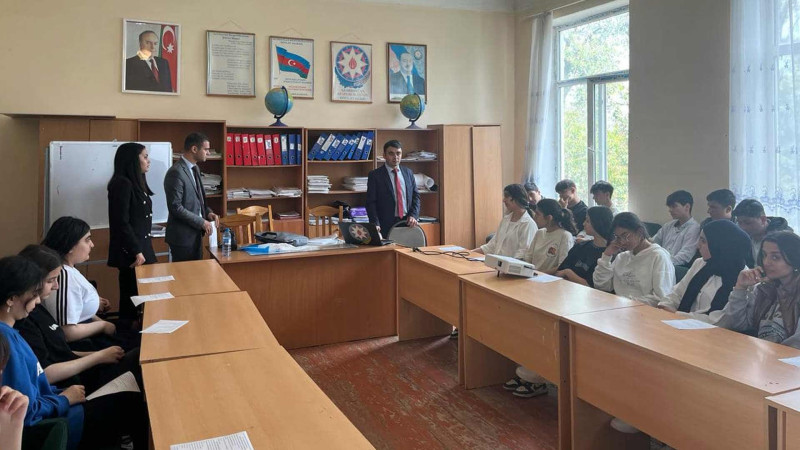 Masallıda buraxılış sinifləri şagirdləri və pedaqoji heyətlə görüş keçirilib