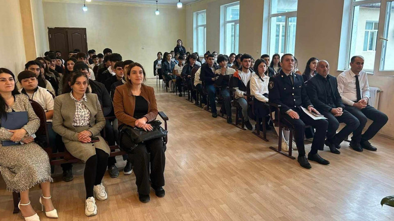 Astarada “Erkən nikaha son deyək” və “Narkomaniya – əsrin bəlası” mövzularında seminar keçirilib