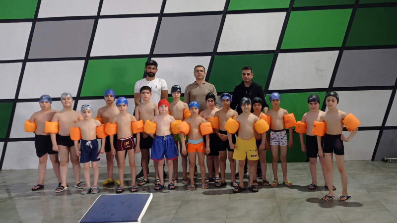 Lənkəranda üzgüçülük yarışı keçirilib