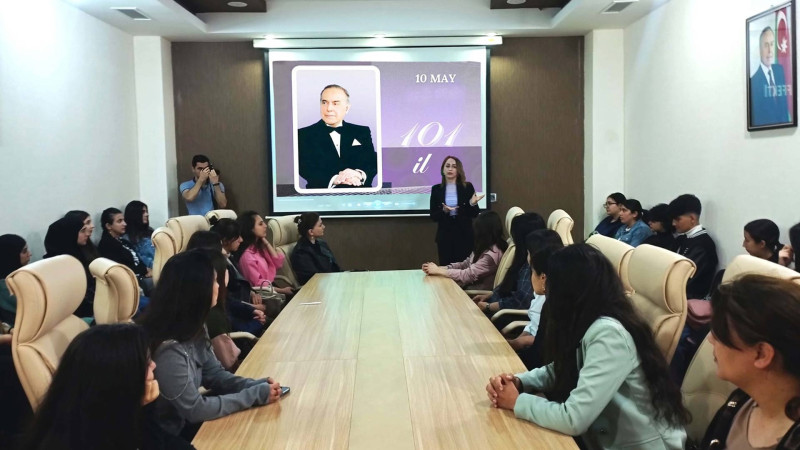Lənkəranda “Dövlət idarəçiliyində liderlik” adlı dəyirmi masa təşkil olunub