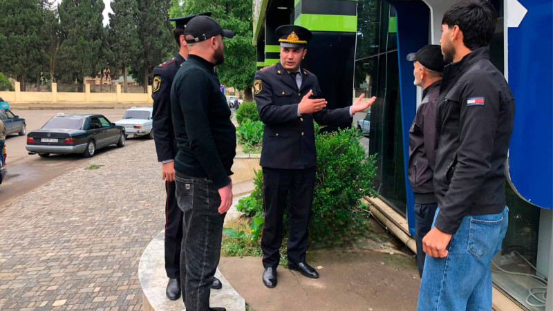 Cəlilabadda polis əhalini kibertəhlükəsizlik qaydaları ilə bağlı məlumatlandırıb